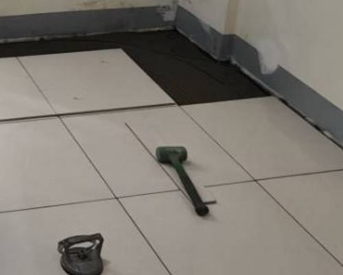 板橋地磚翻新, 板橋鋪地磚, 板橋貼磁磚, 板橋磁磚工程, 板橋磁磚施工, 板橋貼磁磚師傅