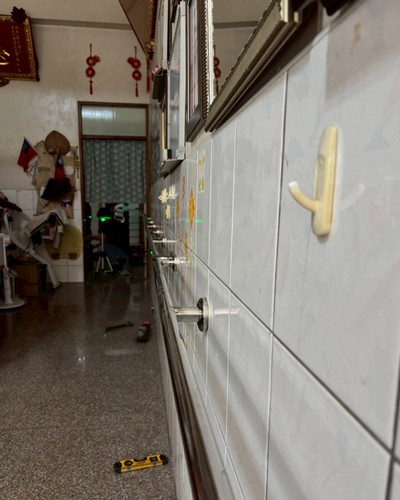 彰化走廊扶手安裝, 彰化浴室扶手安裝師傅, 彰化無障礙扶手施工安裝, 彰化無障礙扶手代安裝, 彰化安全扶手安裝, 彰化浴室扶手安裝, 彰化廁所扶手安裝, 
                                彰化面盆扶手安裝, 彰化廁所加裝扶手, 彰化浴缸扶手安裝, 彰化衛浴設備汰舊換新, 彰化沐浴龍頭, 彰化蓮蓬頭安裝, 彰化浴室水龍頭漏水更換, 
                                彰化修水電, 彰化水電維修